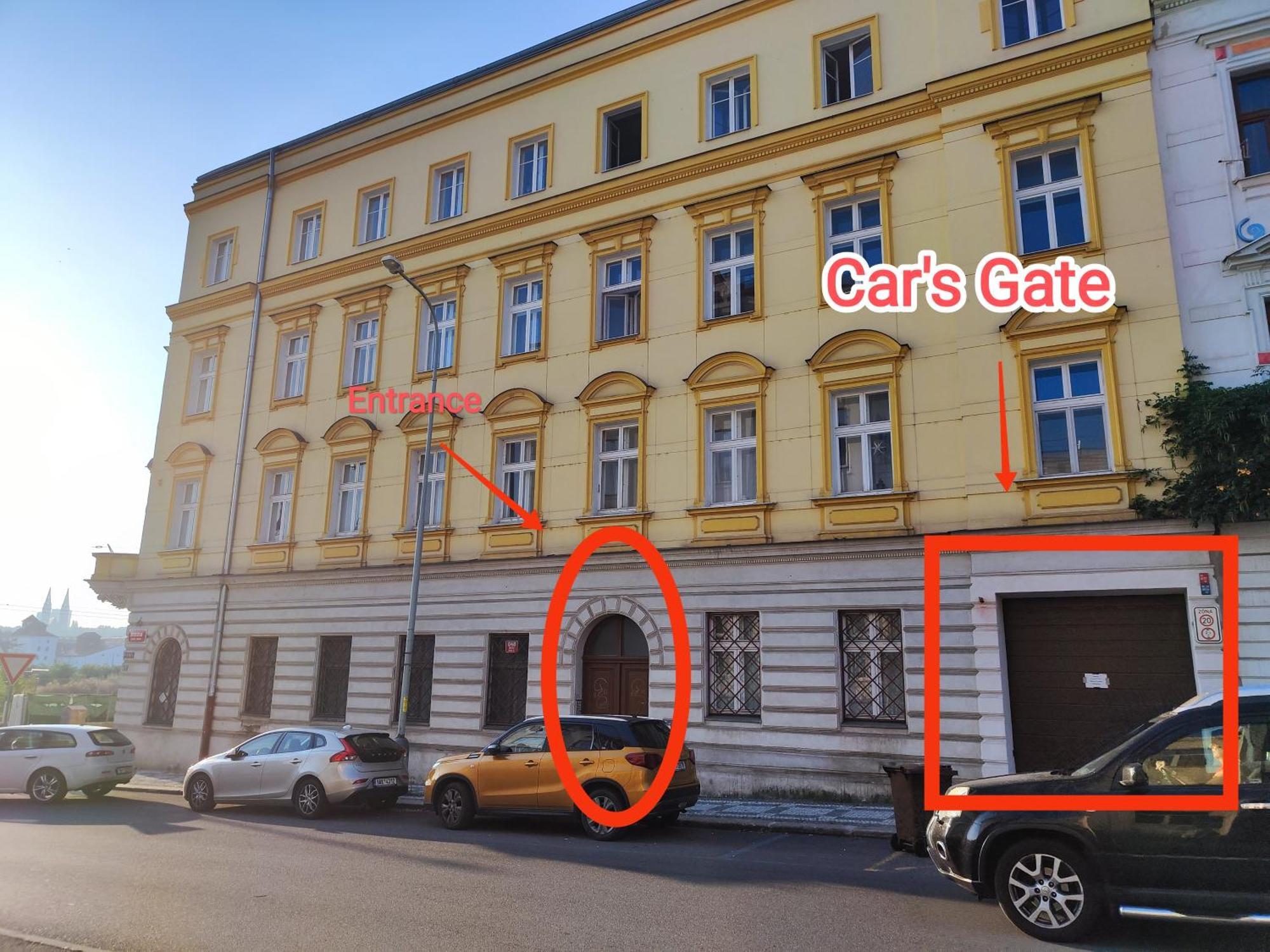 Spacious Flat & Parking Possibility, 3 Stops To Wenceslav Square Prague Extérieur photo